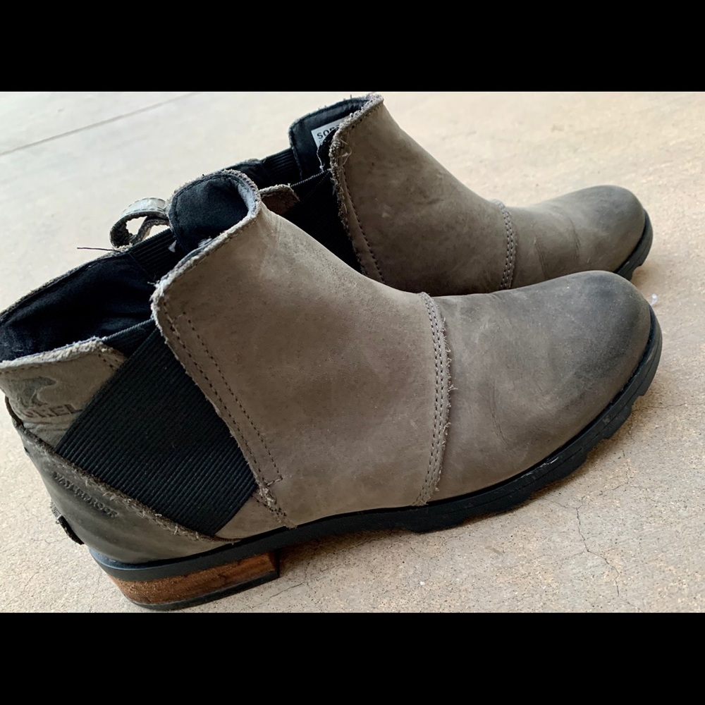 Sorel Emilie waterproof boots